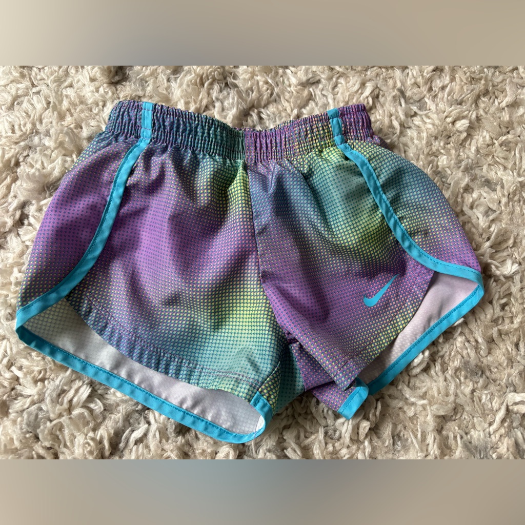 Nike Toddler Girl’s Size 2t Multicolor Running Shorts